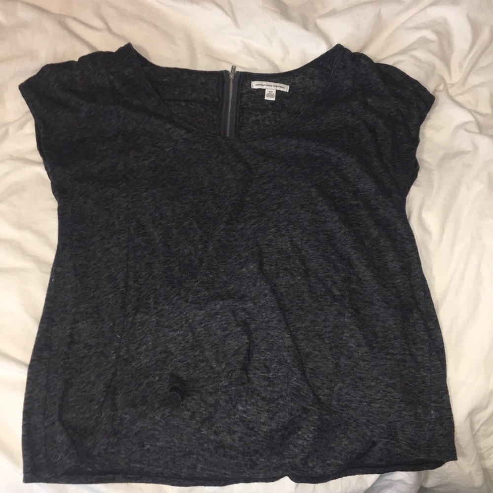 Black t shirt with zipper in back